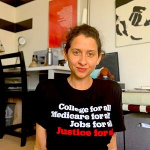 Meet your Posher, Maxine